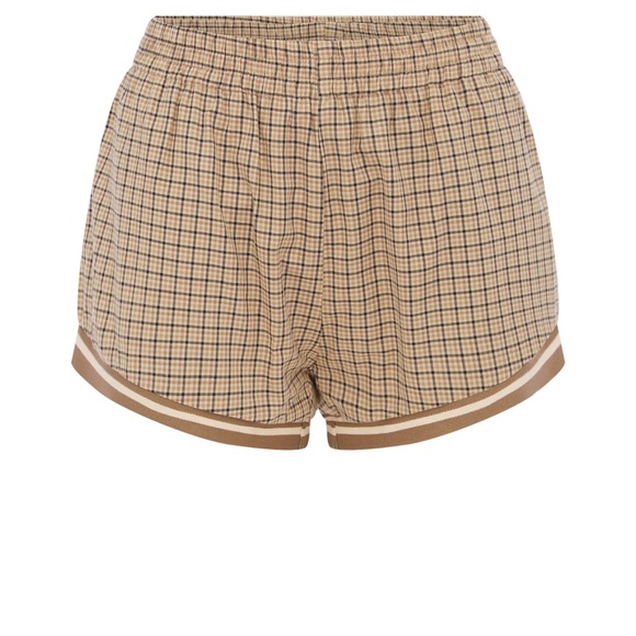 With Jean Rudi shorts - Picture 4 of 4